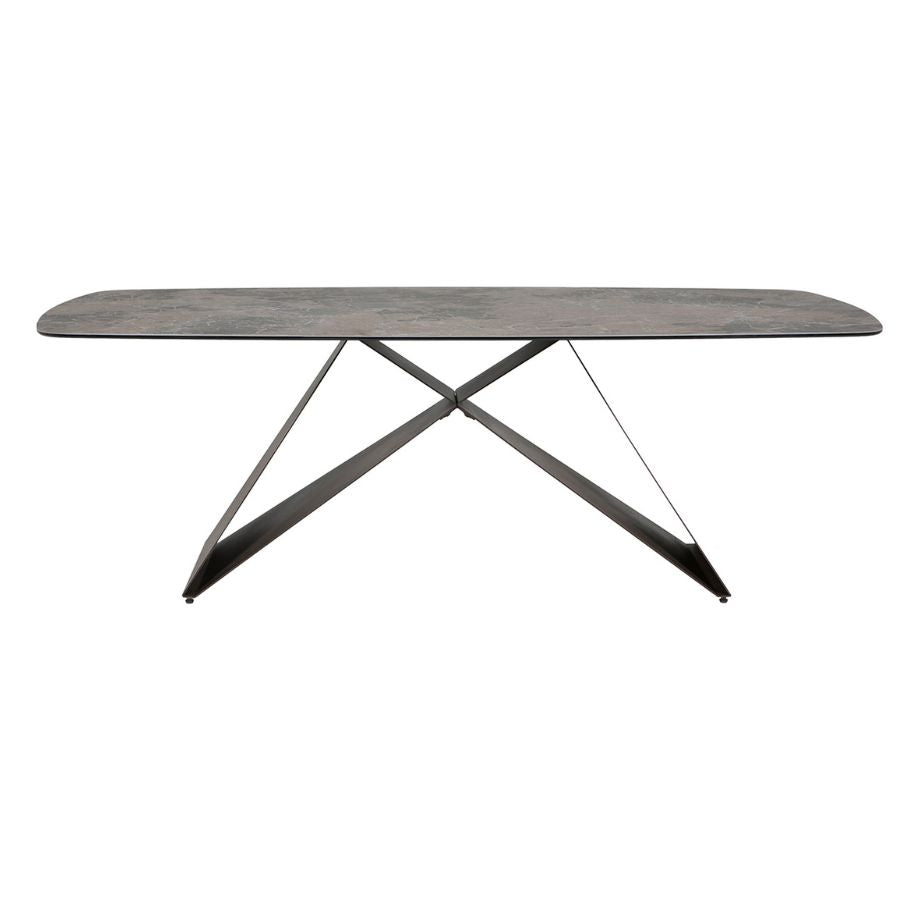 Seti Dining Table