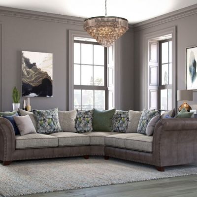 Windsor Corner Suite