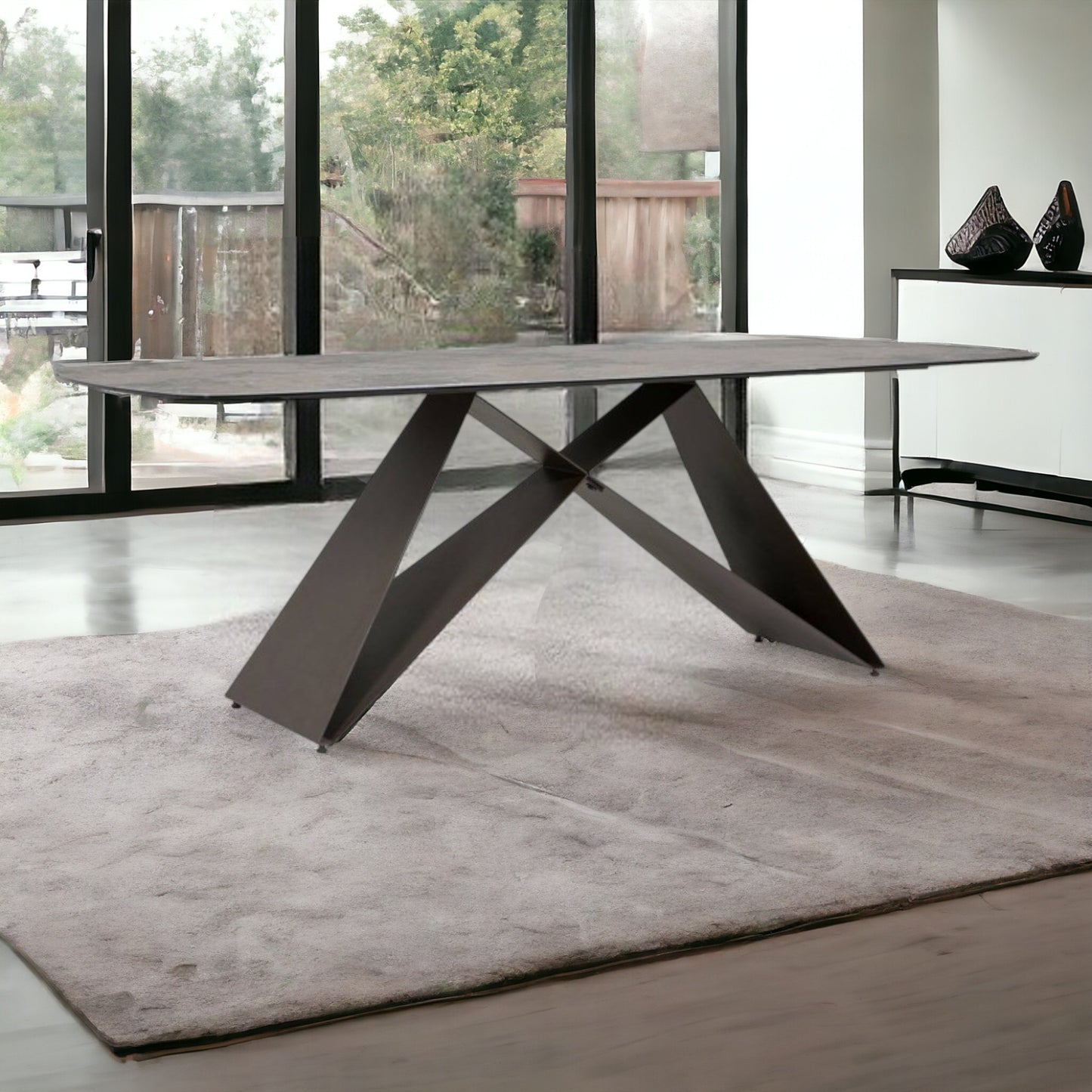 Seti Dining Table