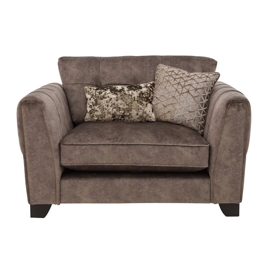Ariana Snuggle Chair