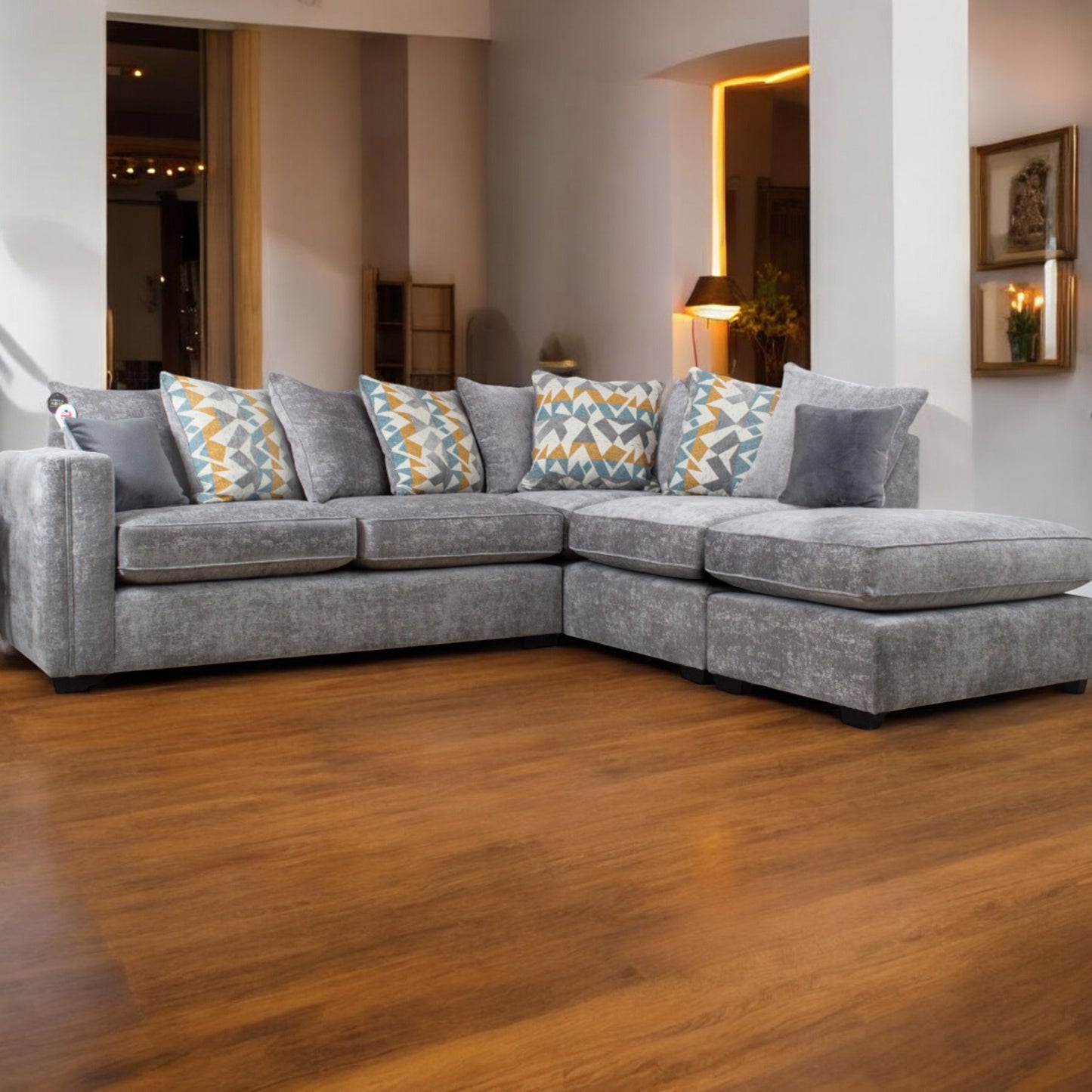 Ariya Corner Suite