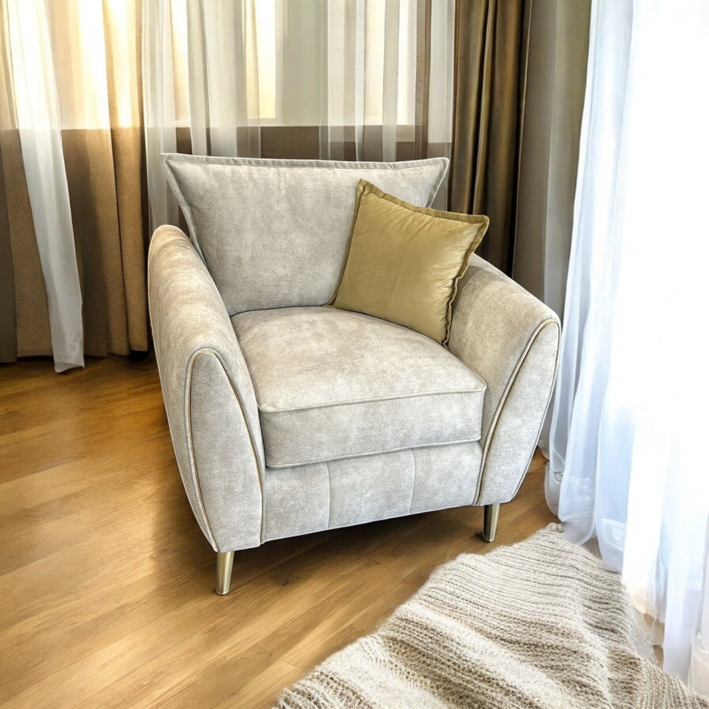Romance Arm Chair
