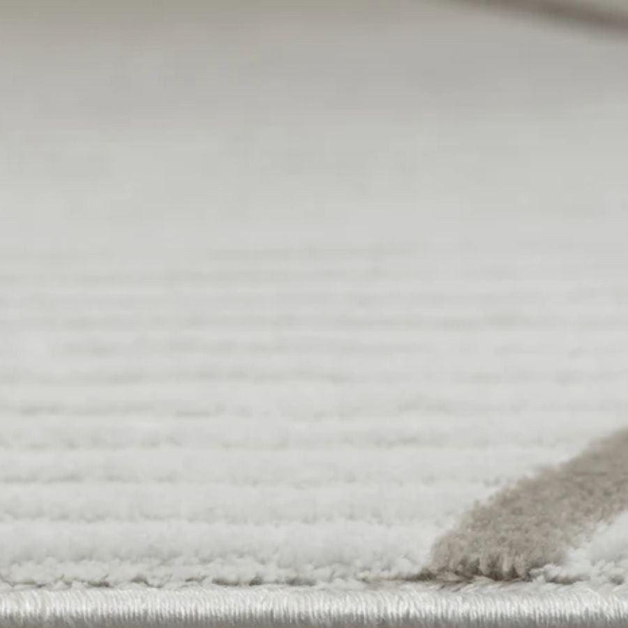 Lynne Rug