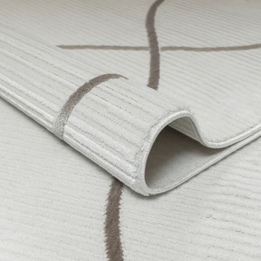 Lynne Rug