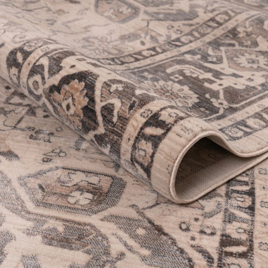 Suzan Rug