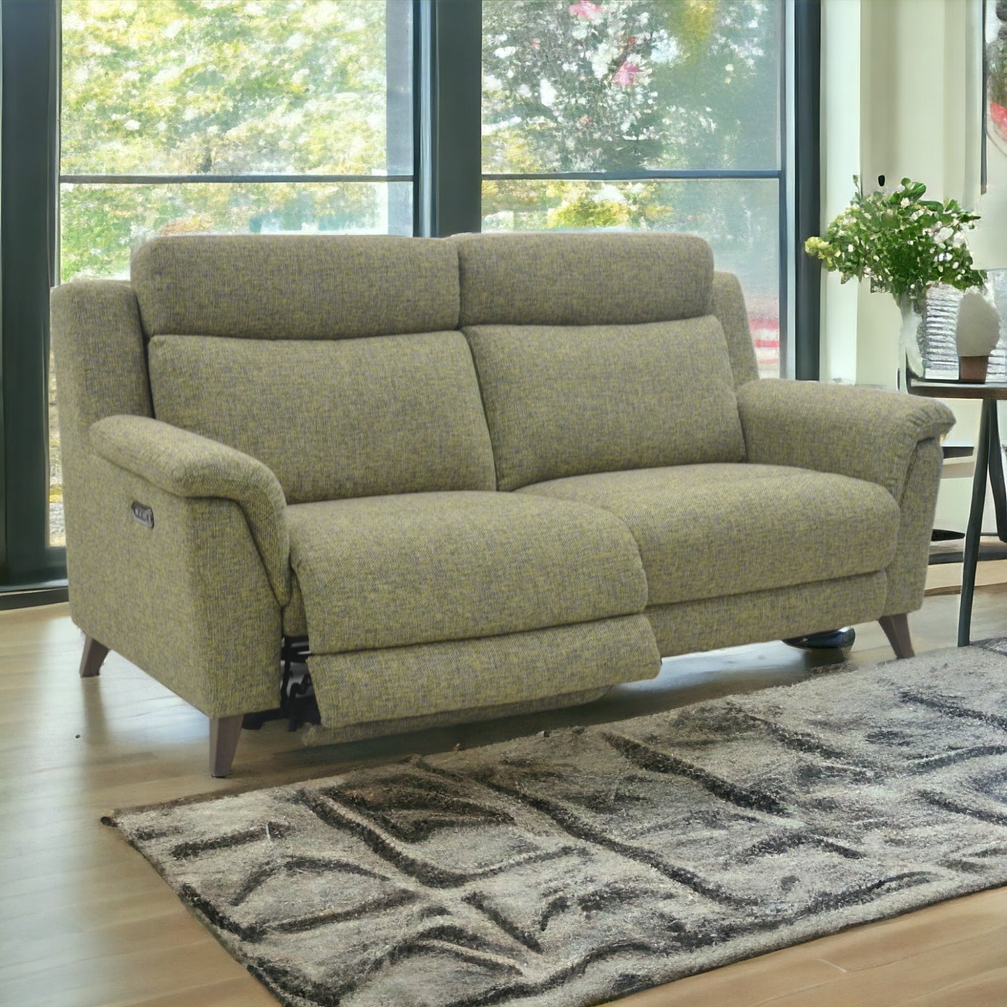 Kenzie 3 Power Seater